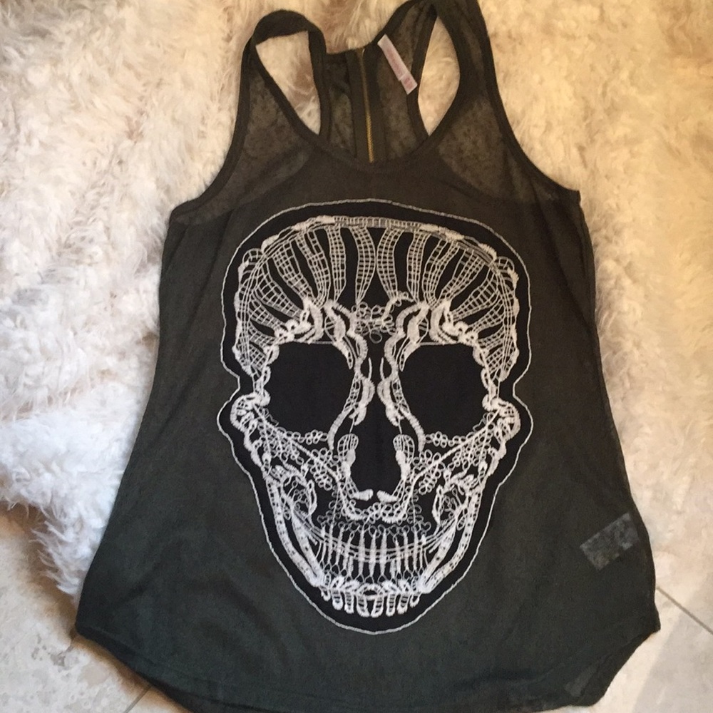 💀💀Skull tank top by Xhilaration size M💀💀